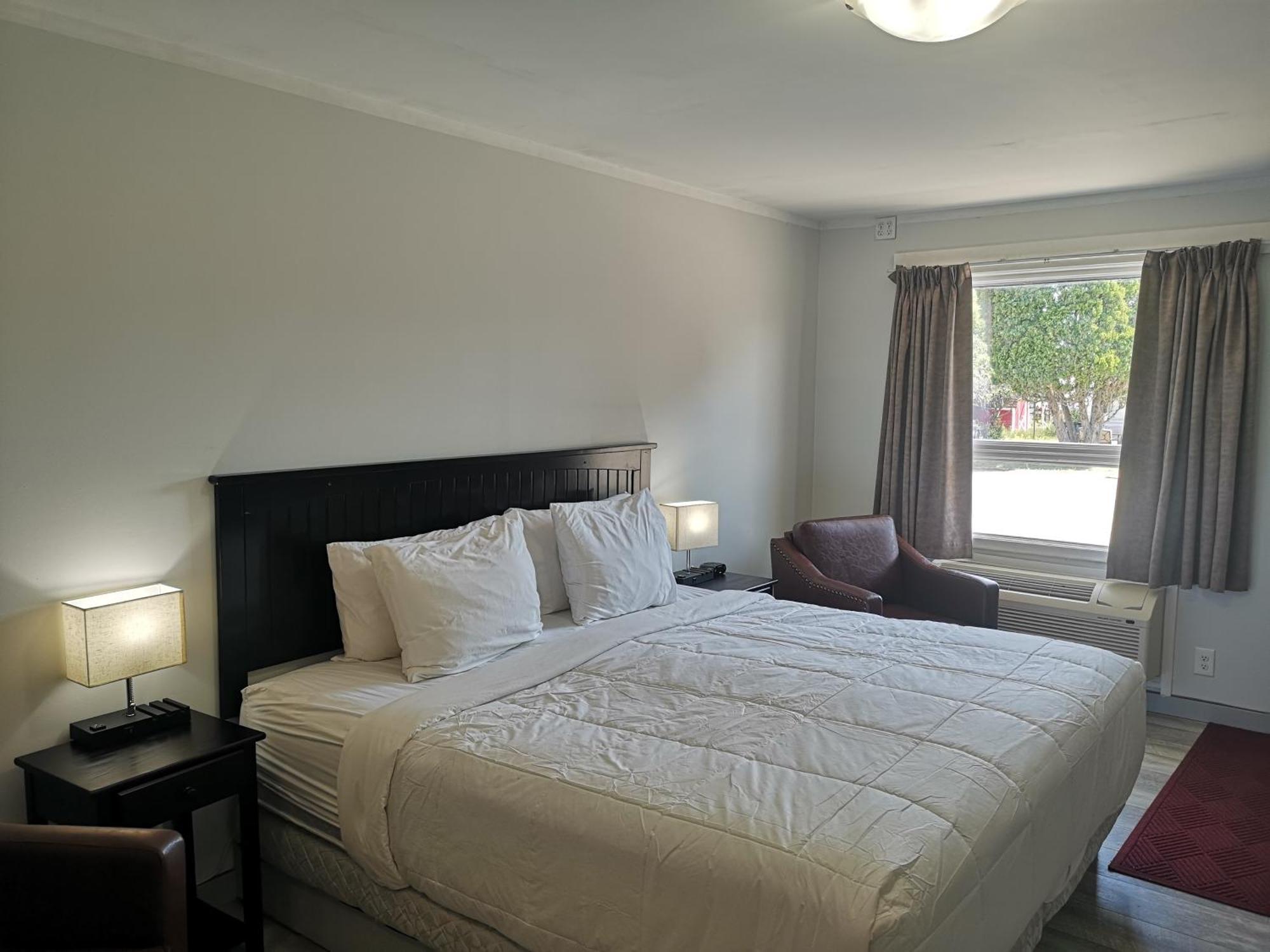 Almo Court Motel Cranbrook Zewnętrze zdjęcie